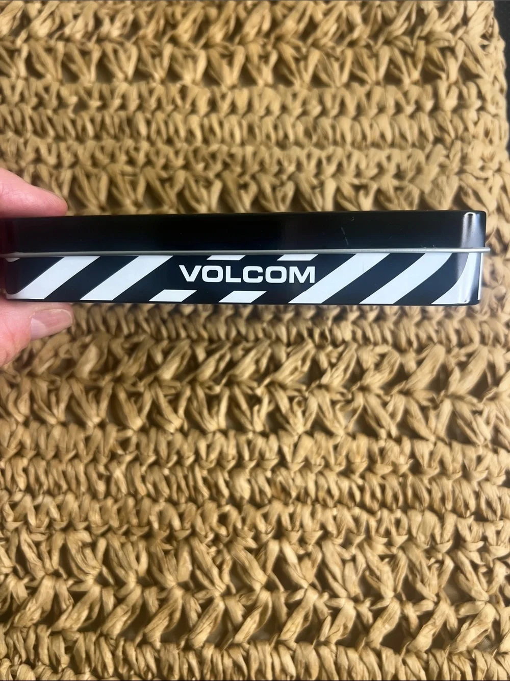 Volcom Navy Blue Zip Cardholder Wallet